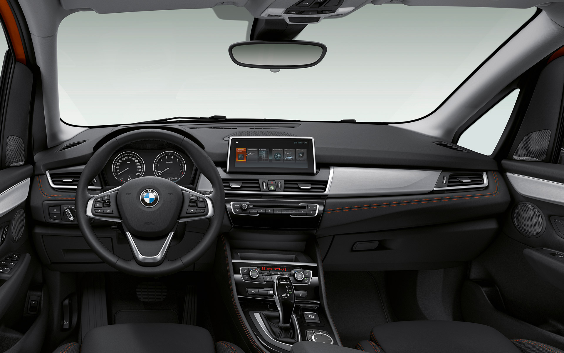 Bmw 2er Active Tourer Bilder Und Videos Bmw De